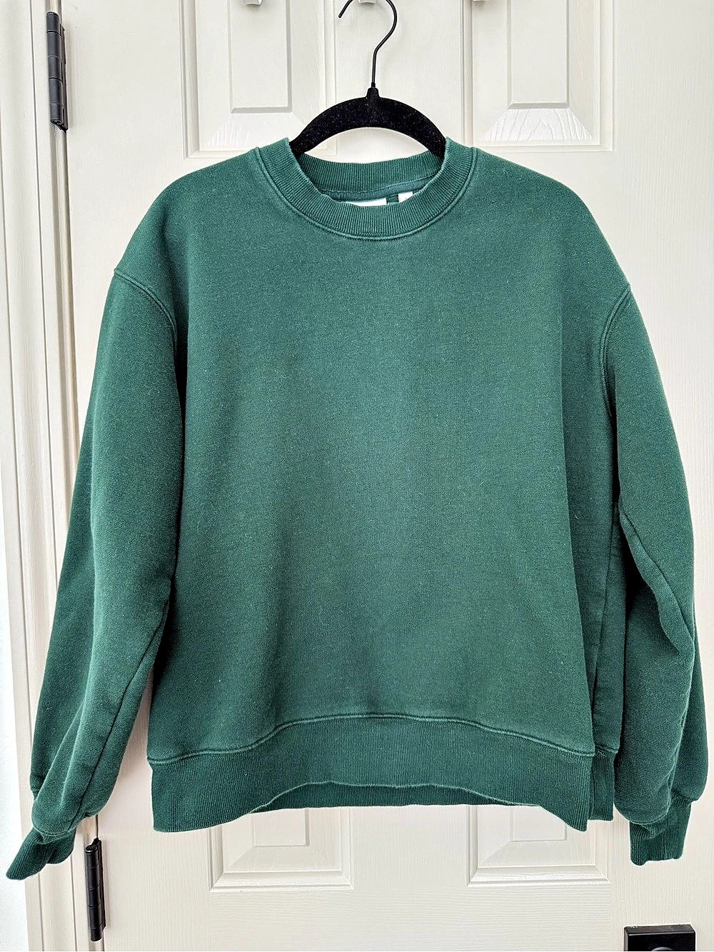 Aritzia Sweatfleece Cozy Fleece Crewneck Sweatshirt in Green Size Small